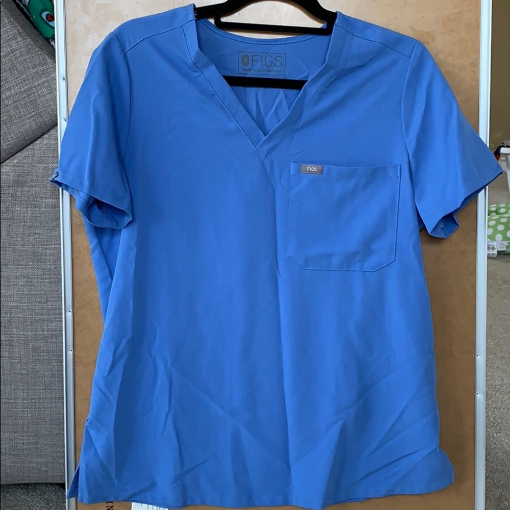 Digs Catarina one-pocket scrub top, ciel blue